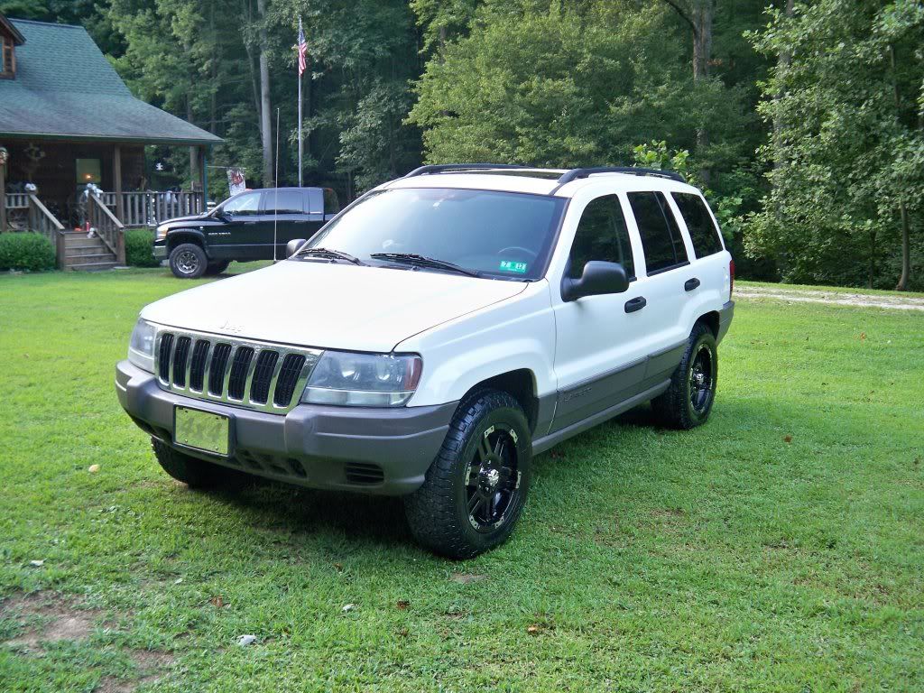 2008 Jeep cherokee loredo #3