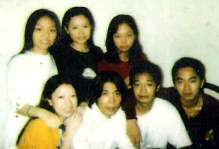 (Back:) Hooi Yean, Ling, Clare (Front:) Ting Ting, Me, Kenny, Billy