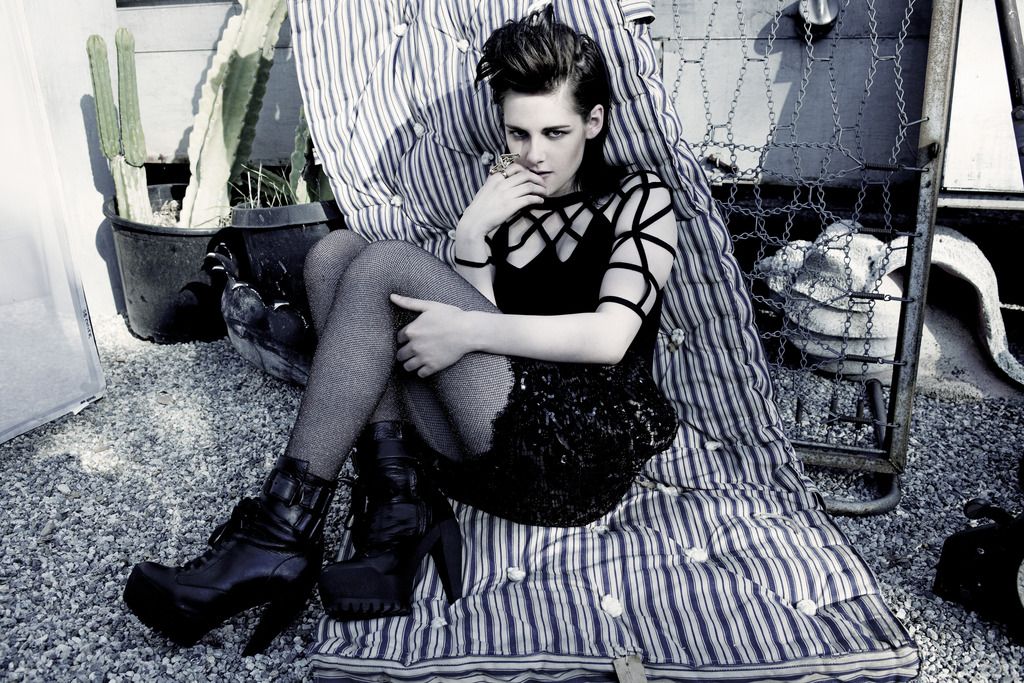 photo ADORINGKS-FLAUNT2010 15.jpg