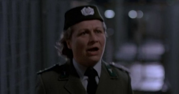 tepillegotchacapt2 zps6bec700e - ¡Te pillé!, Gotcha! (1985) [DvdRip] [Español] [Acción]