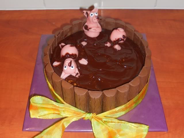 http://i908.photobucket.com/albums/ac290/Willemijn83/taarten/ac560e86.jpg